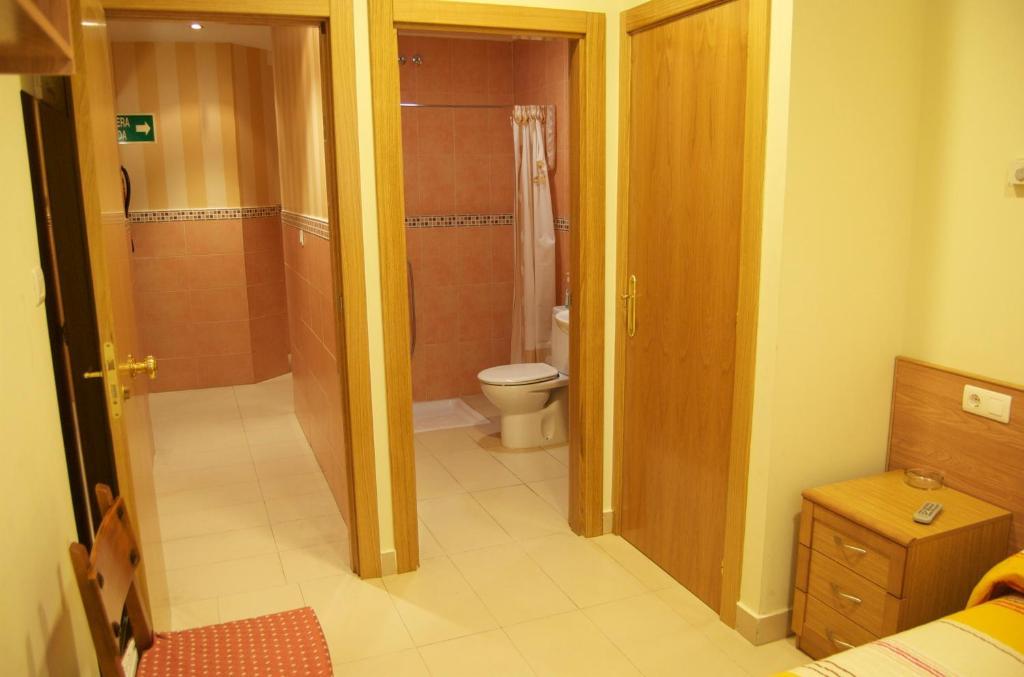 Pension Zorroza 1 Bilbao Room photo