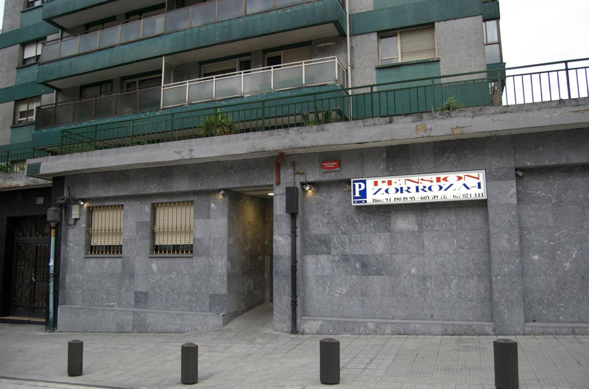 Pension Zorroza 1 Bilbao Exterior photo